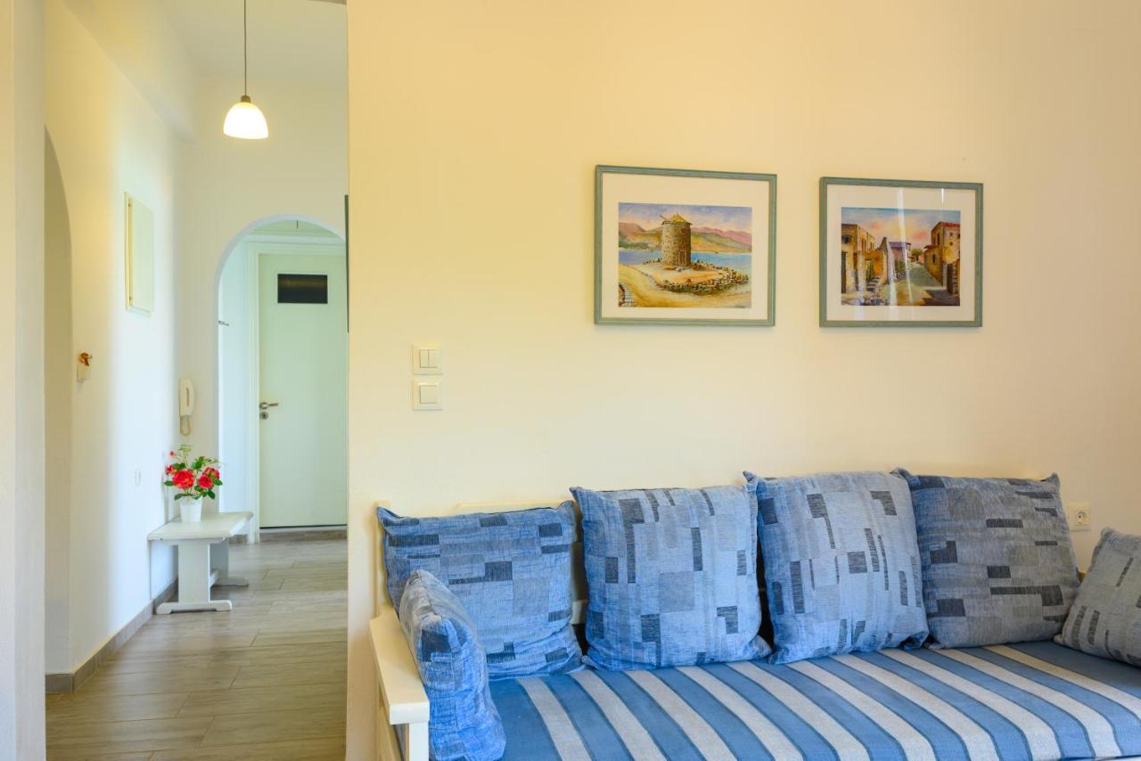 Апартаменти Marilena Seaside House Елунда Екстер'єр фото